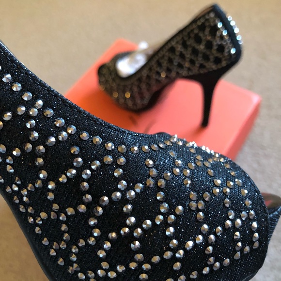 🆕👠Rhinestones peep toe/pumps heels - Picture 4 of 8